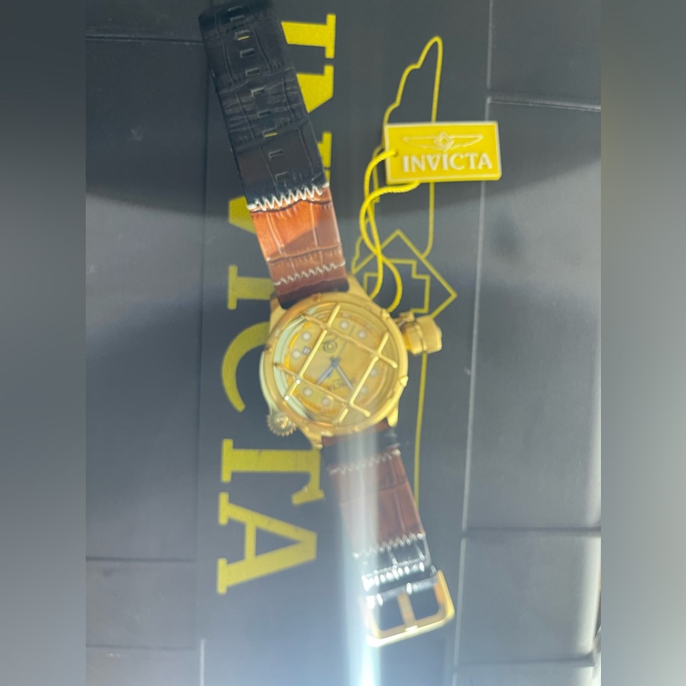 Invicta Watch - Picture 3 of 4